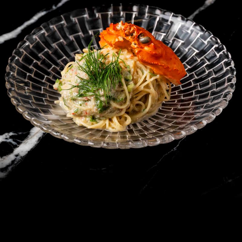 ズワイガニとネギを使った冷製カッペリーニ